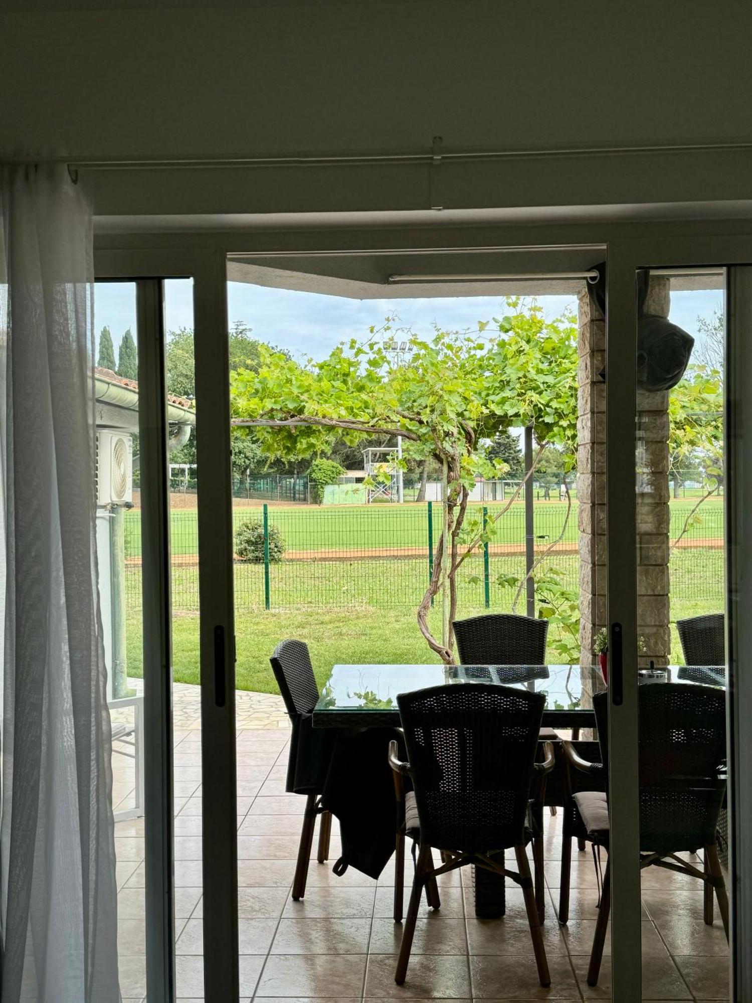 Enna Apartment A Meerblick Perfect Location メドゥリン エクステリア 写真