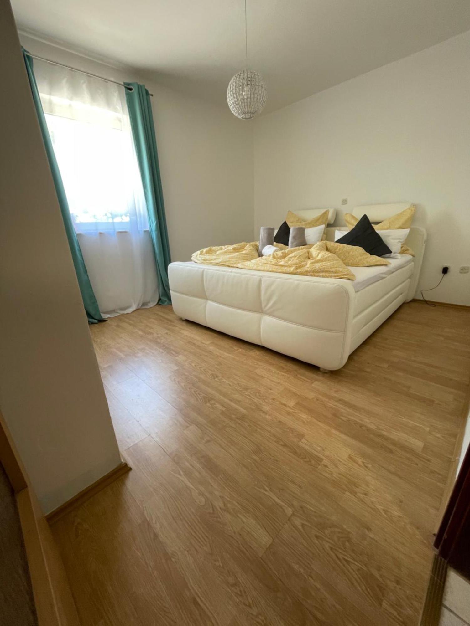 Enna Apartment A Meerblick Perfect Location メドゥリン エクステリア 写真