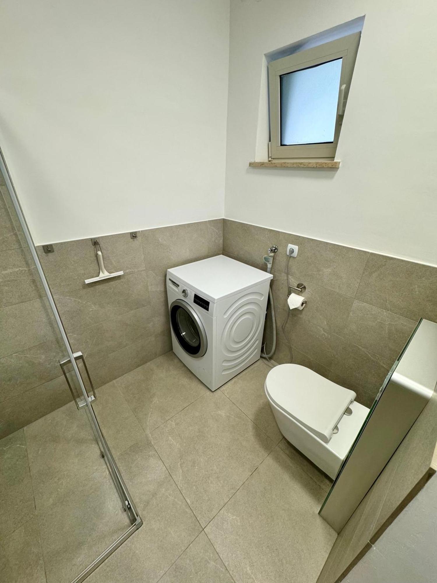 Enna Apartment A Meerblick Perfect Location メドゥリン エクステリア 写真