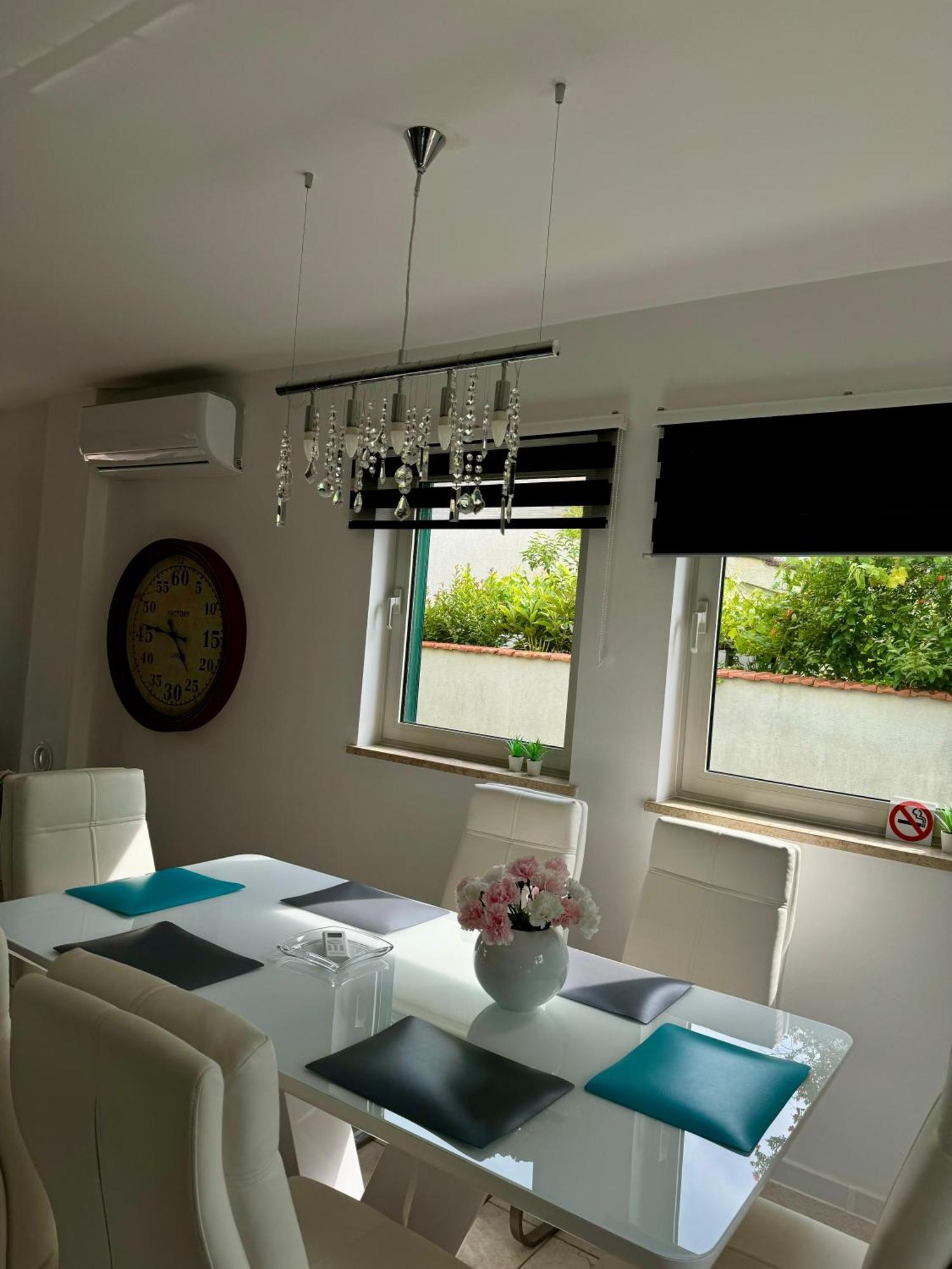 Enna Apartment A Meerblick Perfect Location メドゥリン エクステリア 写真